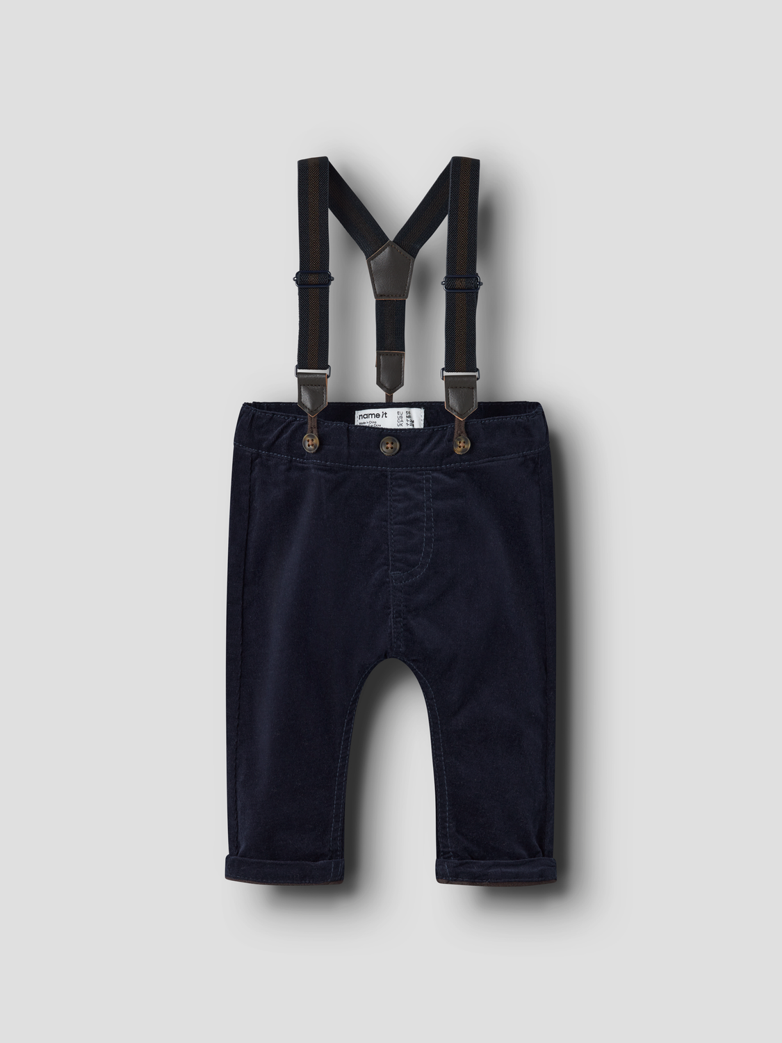 model_shot-front